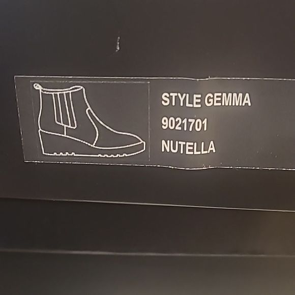Cecelia New York Gemma Suede Boots - Picture 5 of 5